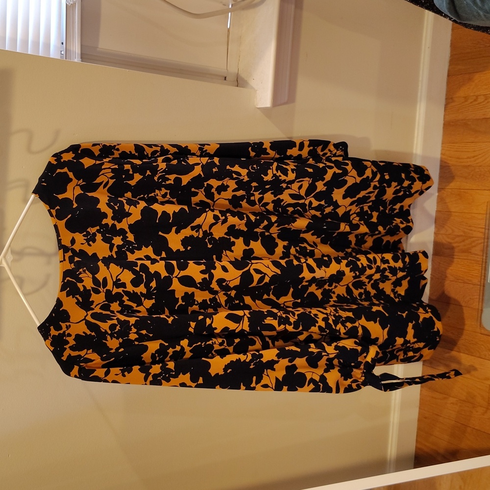 H&M Dress with pockets, yellow and black flower pattern